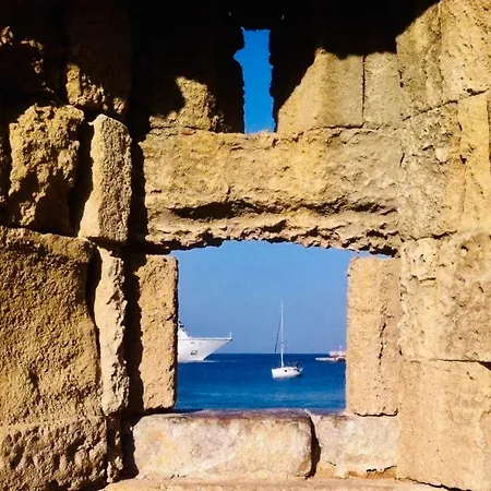 Casa Kastellania Case de vacanță Rhodes City